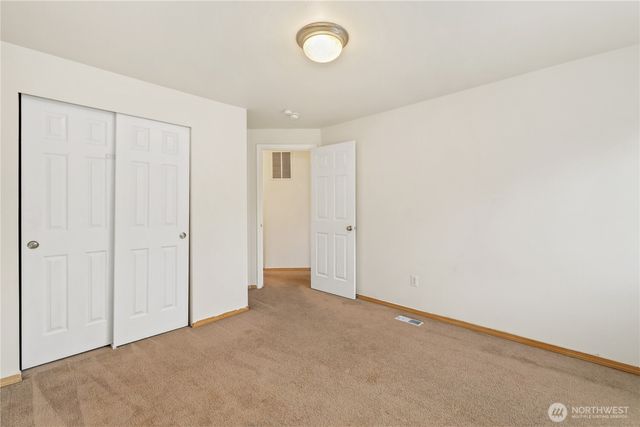 15117 67th Avenue E, Puyallup, WA 98375