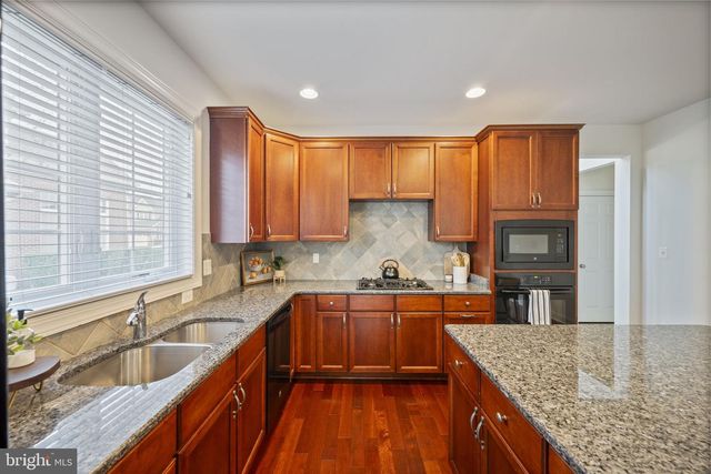 8414 MAPLE BROOK LN, Severn, MD 21144