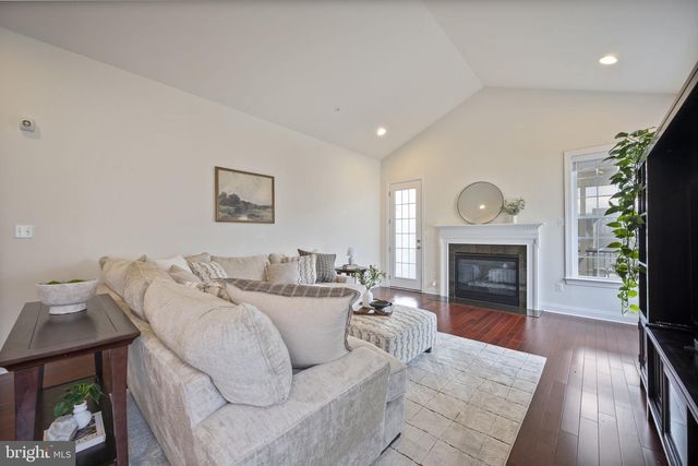 8414 MAPLE BROOK LN, Severn, MD 21144