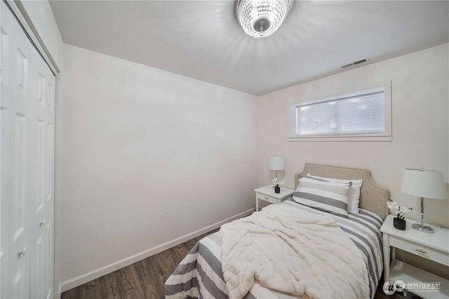 5109 W Tapps Drive E, Lake Tapps, WA 98391