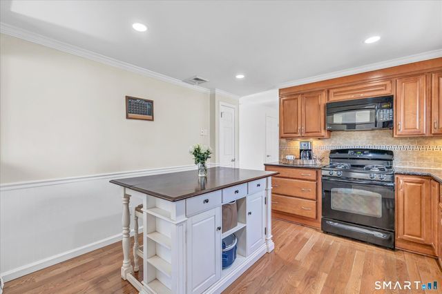 36 Greenbrier Road, Trumbull, CT 06611