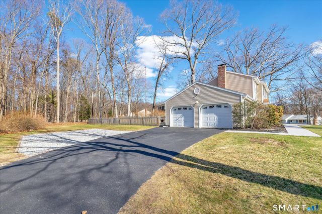 36 Greenbrier Road, Trumbull, CT 06611