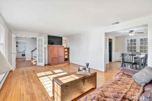 36 Greenbrier Road, Trumbull, CT 06611