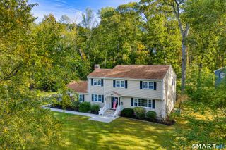 36 Greenbrier Road, Trumbull, CT 06611