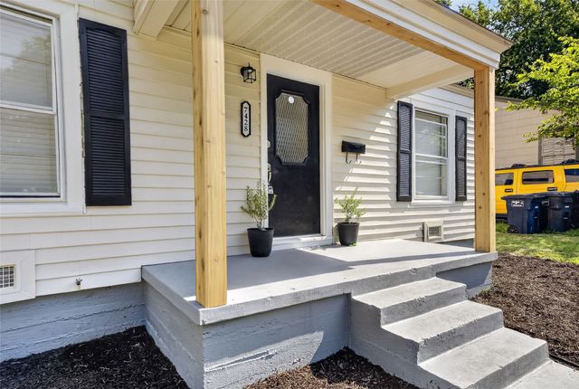 7428 Llano Avenue, Fort Worth, TX 76116