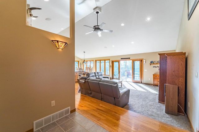 9518 COUNTY ROAD OO, Rosholt, WI 54473