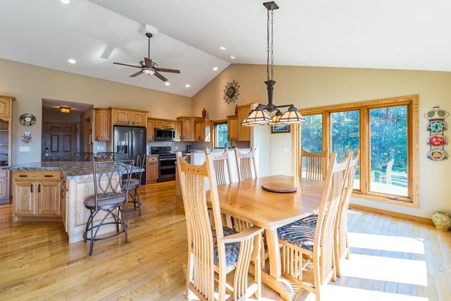 9518 COUNTY ROAD OO, Rosholt, WI 54473