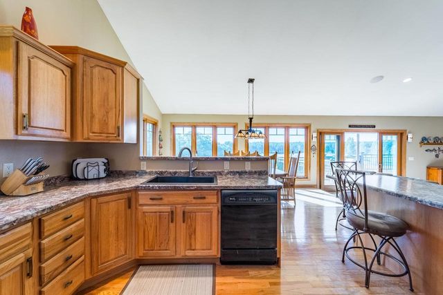 9518 COUNTY ROAD OO, Rosholt, WI 54473