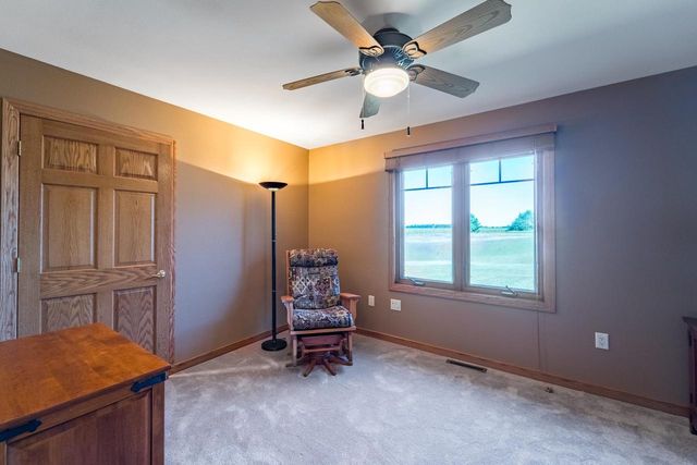 9518 COUNTY ROAD OO, Rosholt, WI 54473