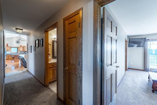 9518 COUNTY ROAD OO, Rosholt, WI 54473