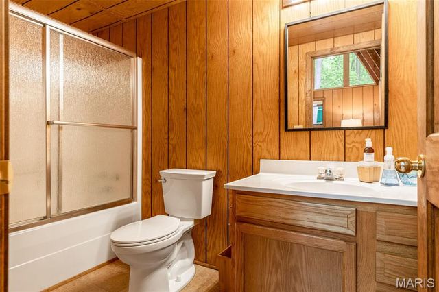 2507 Alpine Woods Drive, Innsbrook, MO 63390