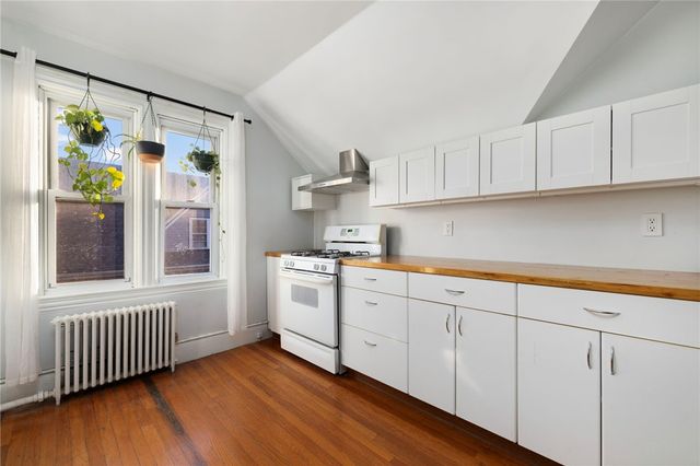 377 Hope Street 3, Providence, RI 02906