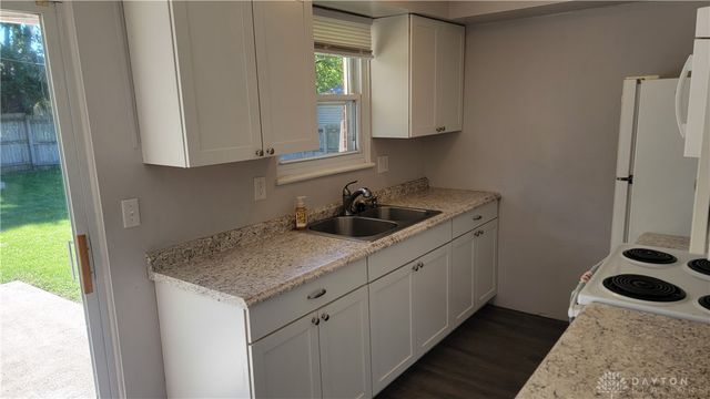 7310 Greydale Drive, Huber Heights, OH 45424