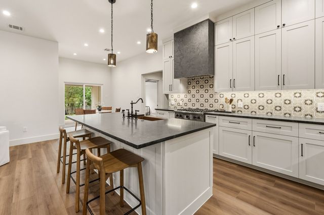 621 Overland Trail, Southlake, TX 76092