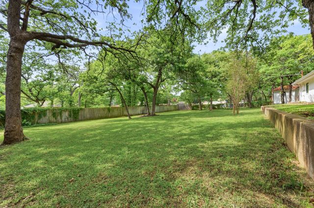 621 Overland Trail, Southlake, TX 76092