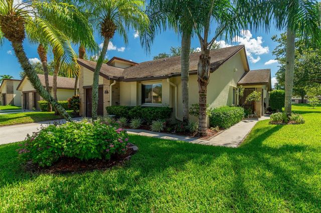115 Ramblewood Circle, Royal Palm Beach, FL 33411