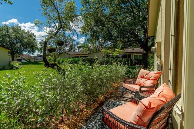 115 Ramblewood Circle, Royal Palm Beach, FL 33411