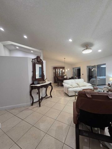 115 Ramblewood Circle, Royal Palm Beach, FL 33411