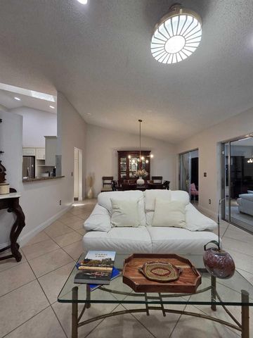 115 Ramblewood Circle, Royal Palm Beach, FL 33411