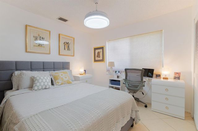 115 Ramblewood Circle, Royal Palm Beach, FL 33411