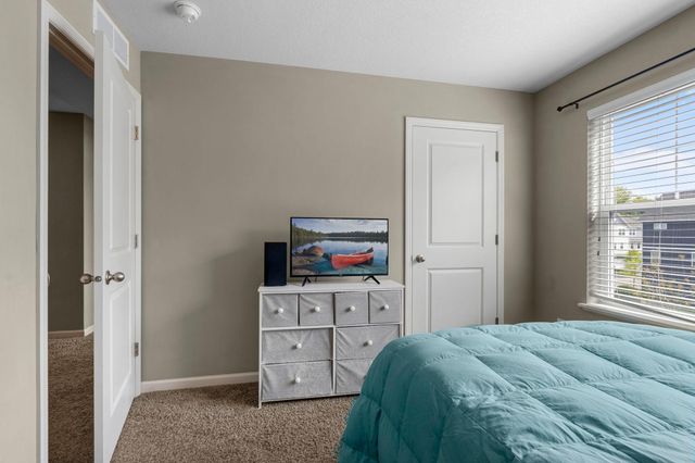 9669 Olive Lane N, Maple Grove, MN 55311