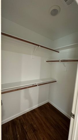 420 N Denley Drive, Dallas, TX 75203