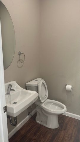 420 N Denley Drive, Dallas, TX 75203