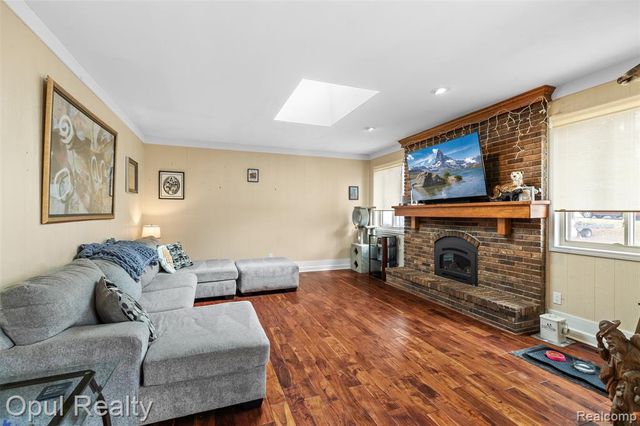 4748 Ravinewood Drive, Commerce Twp, MI 48382