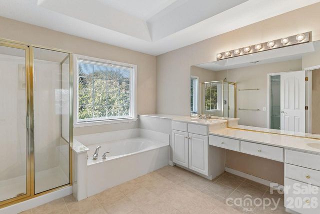 704 Meadow Lake Drive, Matthews, NC 28105