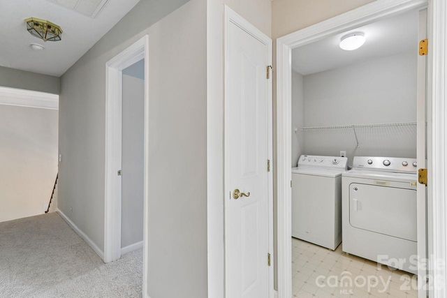704 Meadow Lake Drive, Matthews, NC 28105