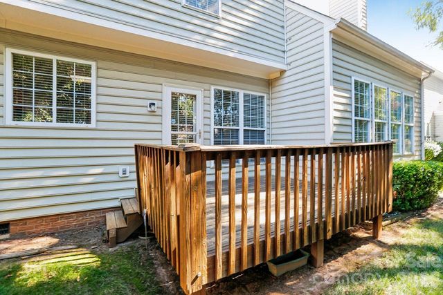 704 Meadow Lake Drive, Matthews, NC 28105