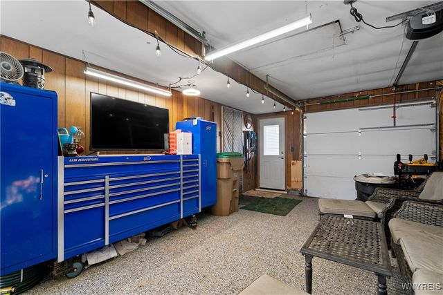 3 Honduras Lane, Cheektowaga, NY 14225