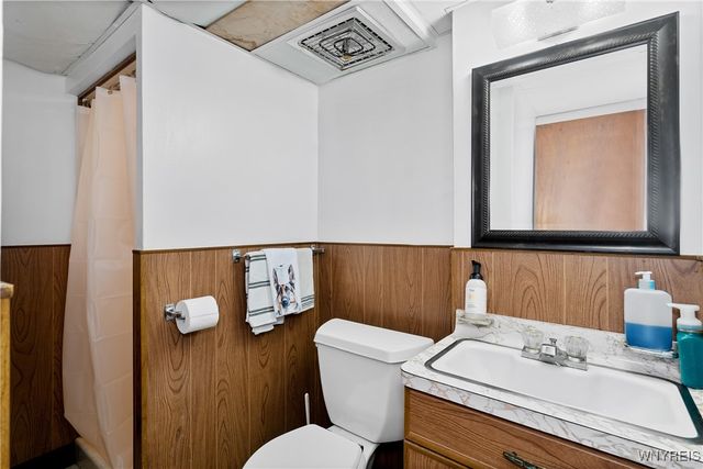 3 Honduras Lane, Cheektowaga, NY 14225