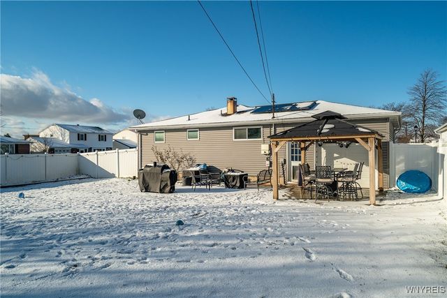 3 Honduras Lane, Cheektowaga, NY 14225