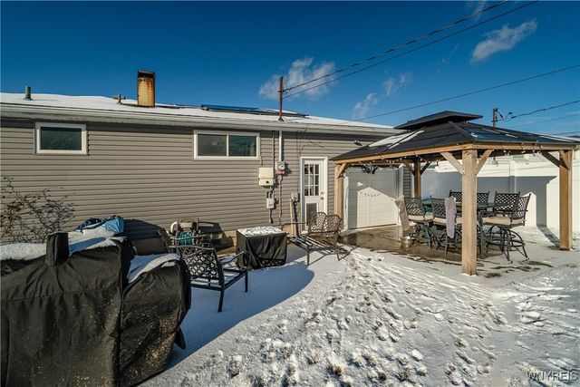 3 Honduras Lane, Cheektowaga, NY 14225