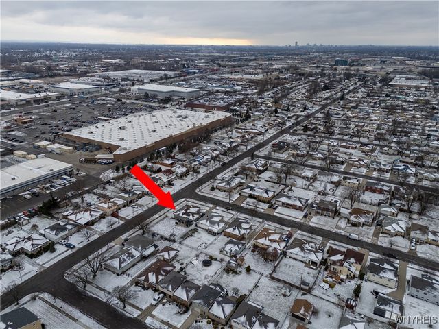 3 Honduras Lane, Cheektowaga, NY 14225