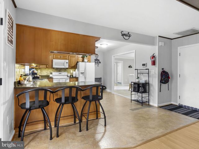 11074 ELLINGER DR, White Plains, MD 20695