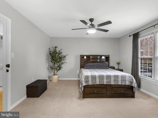 11074 ELLINGER DR, White Plains, MD 20695