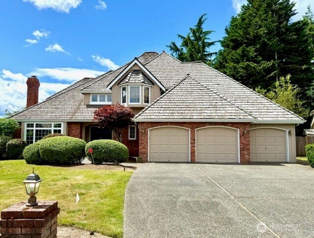 22623 SE 47th Court, Sammamish, WA 98075