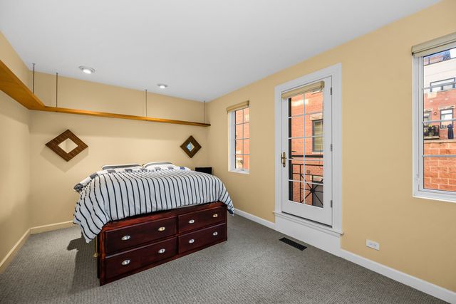 363 W Superior Street A, Chicago, IL 60654