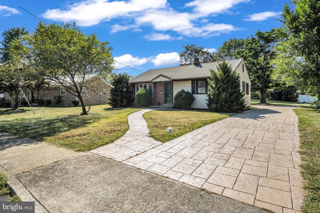 108 MEDIA RD, Carlisle, PA 17013