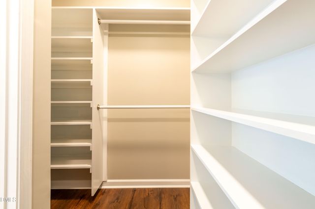 276 Groundsel Place, Clayton, NC 27527