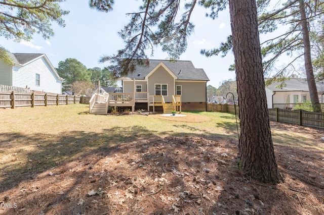 276 Groundsel Place, Clayton, NC 27527