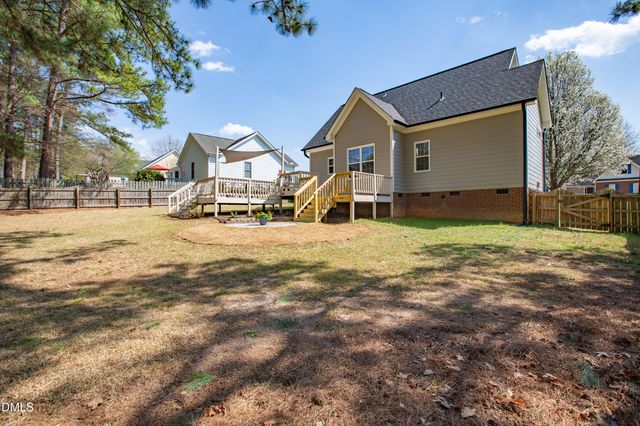 276 Groundsel Place, Clayton, NC 27527