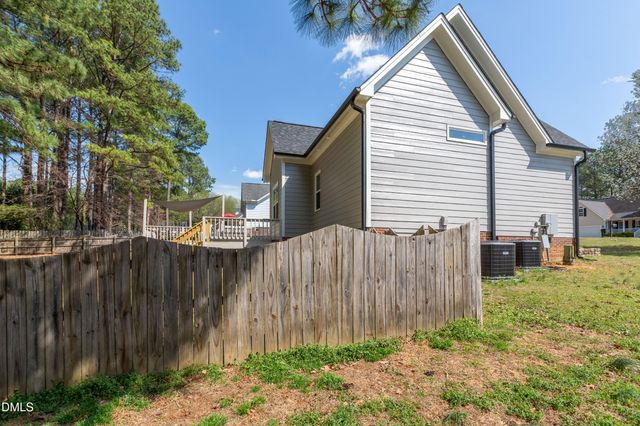 276 Groundsel Place, Clayton, NC 27527