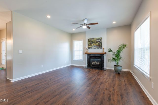 276 Groundsel Place, Clayton, NC 27527