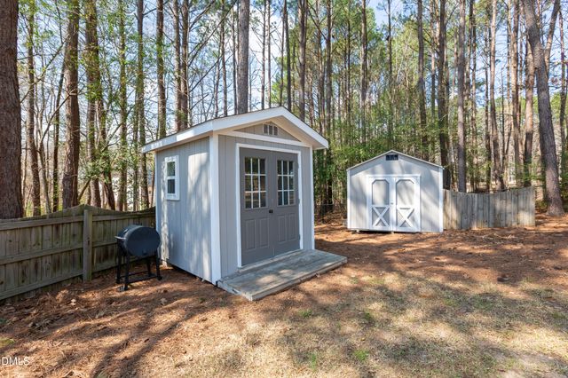 276 Groundsel Place, Clayton, NC 27527