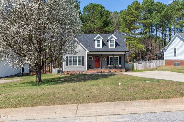276 Groundsel Place, Clayton, NC 27527