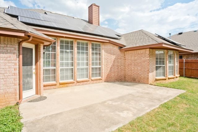 7525 Juliet Lane, Fort Worth, TX 76137