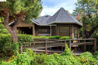 42 Linda Ave, Oakland, CA 94611